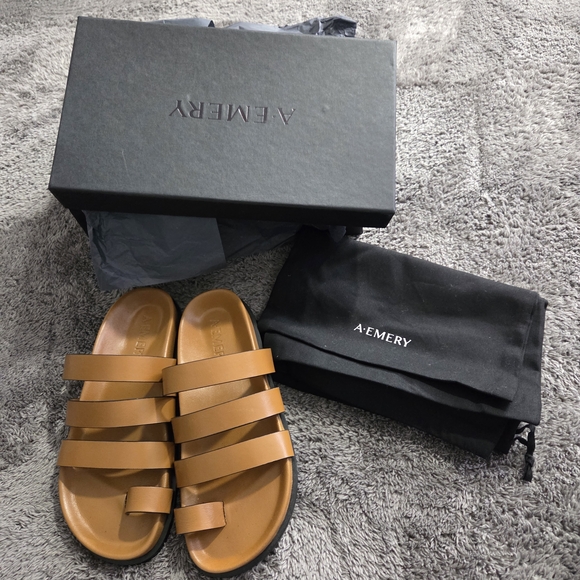 A EMERY Women's Brown Leather Sandals - Picture 2 of 10